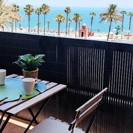 Primera Linea De Playa Aloha Playa Apartment *