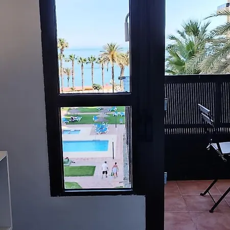 Apartment Primera Linea De Playa Aloha Playa